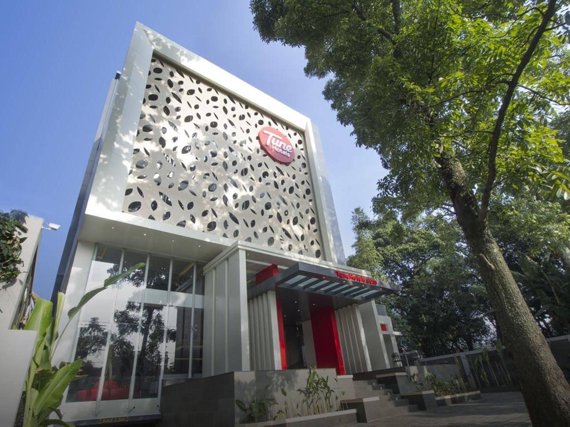 Kalya Hotel Bandung Dago Екстер'єр фото