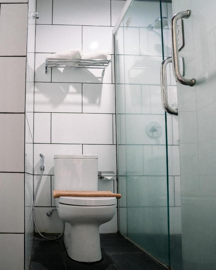 Kalya Hotel Bandung Dago Екстер'єр фото