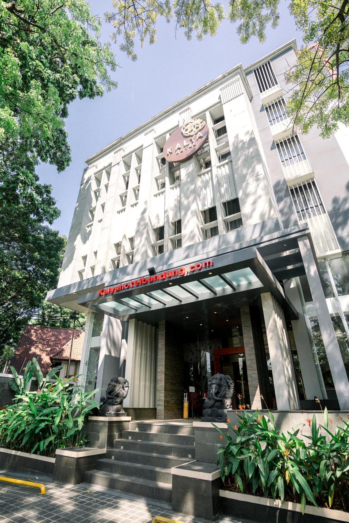 Kalya Hotel Bandung Dago Екстер'єр фото