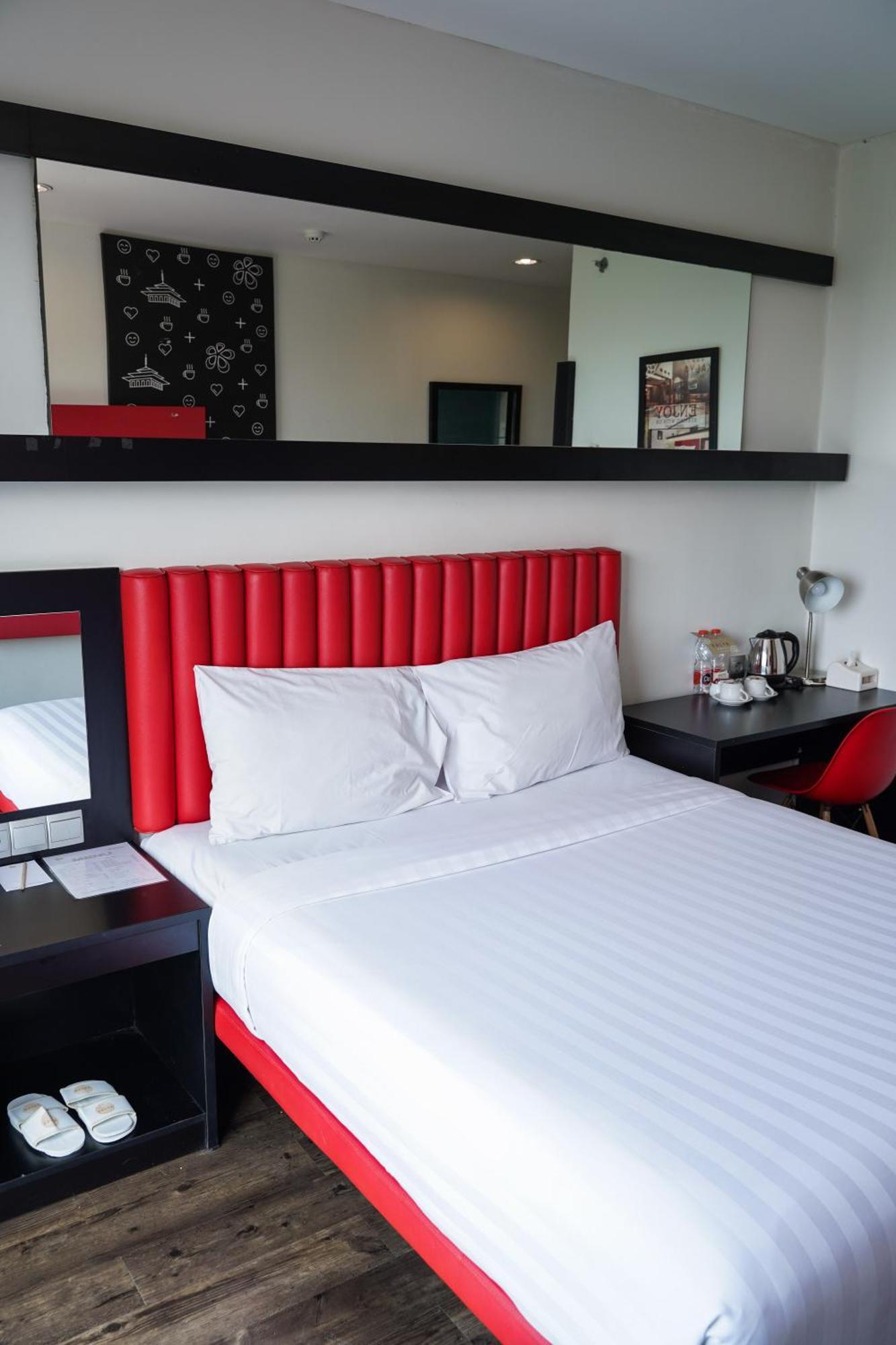 Kalya Hotel Bandung Dago Екстер'єр фото