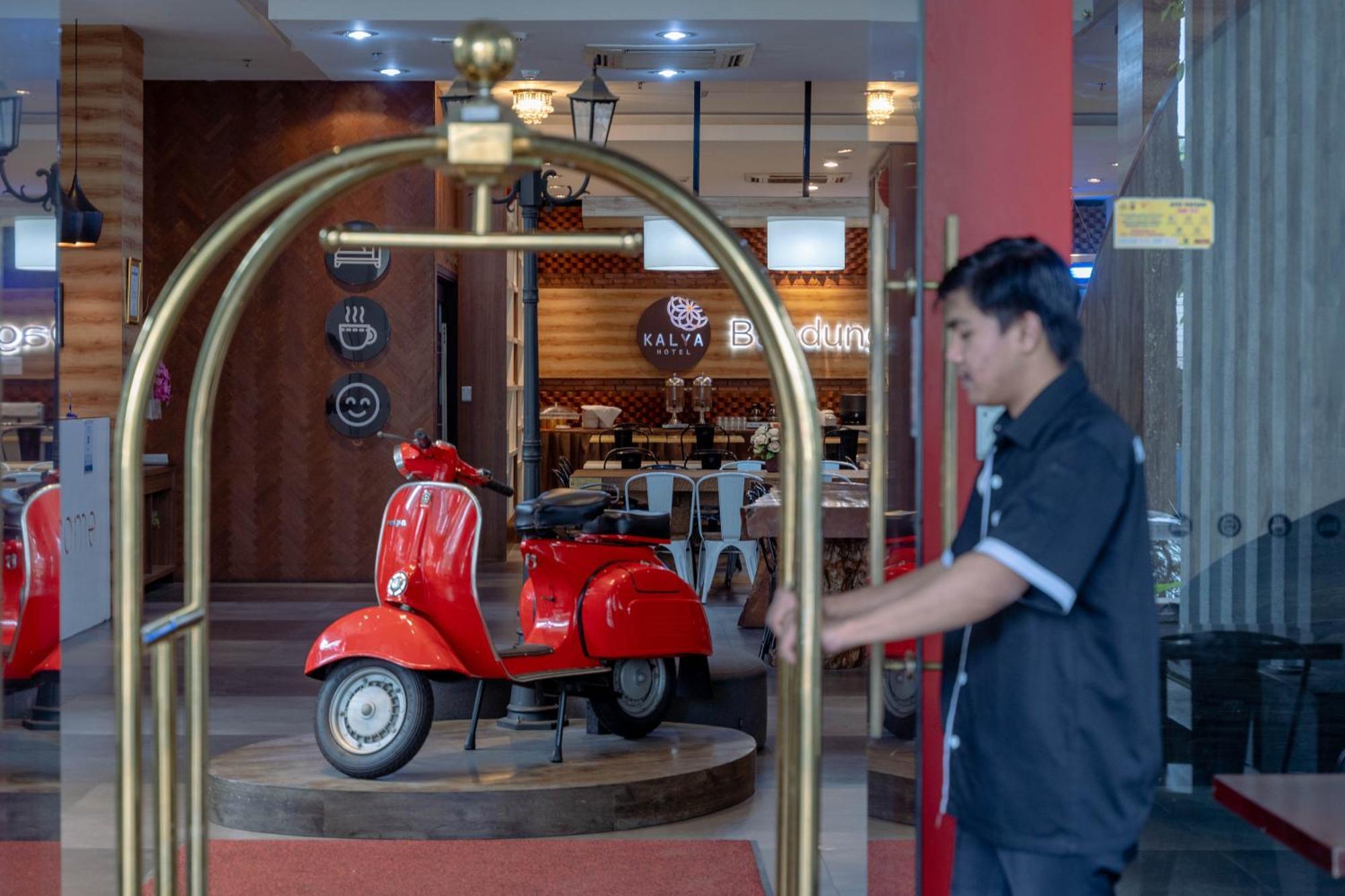 Kalya Hotel Bandung Dago Екстер'єр фото
